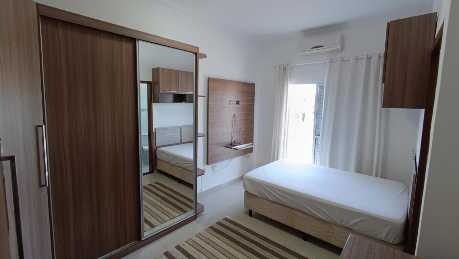 Casa Caragua Sobrado Com 2 Suites カラグァタトゥバ エクステリア 写真