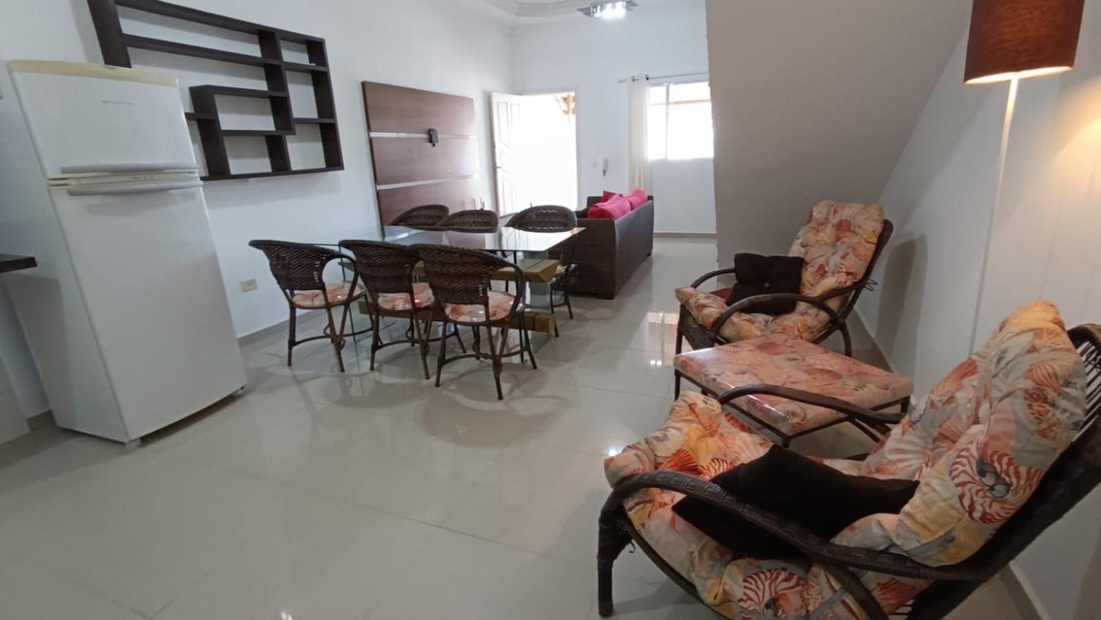 Casa Caragua Sobrado Com 2 Suites カラグァタトゥバ エクステリア 写真